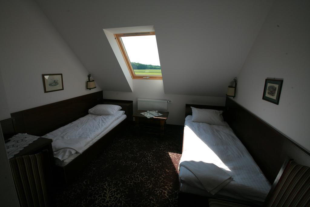 Sobotka  Motel Klara الغرفة الصورة